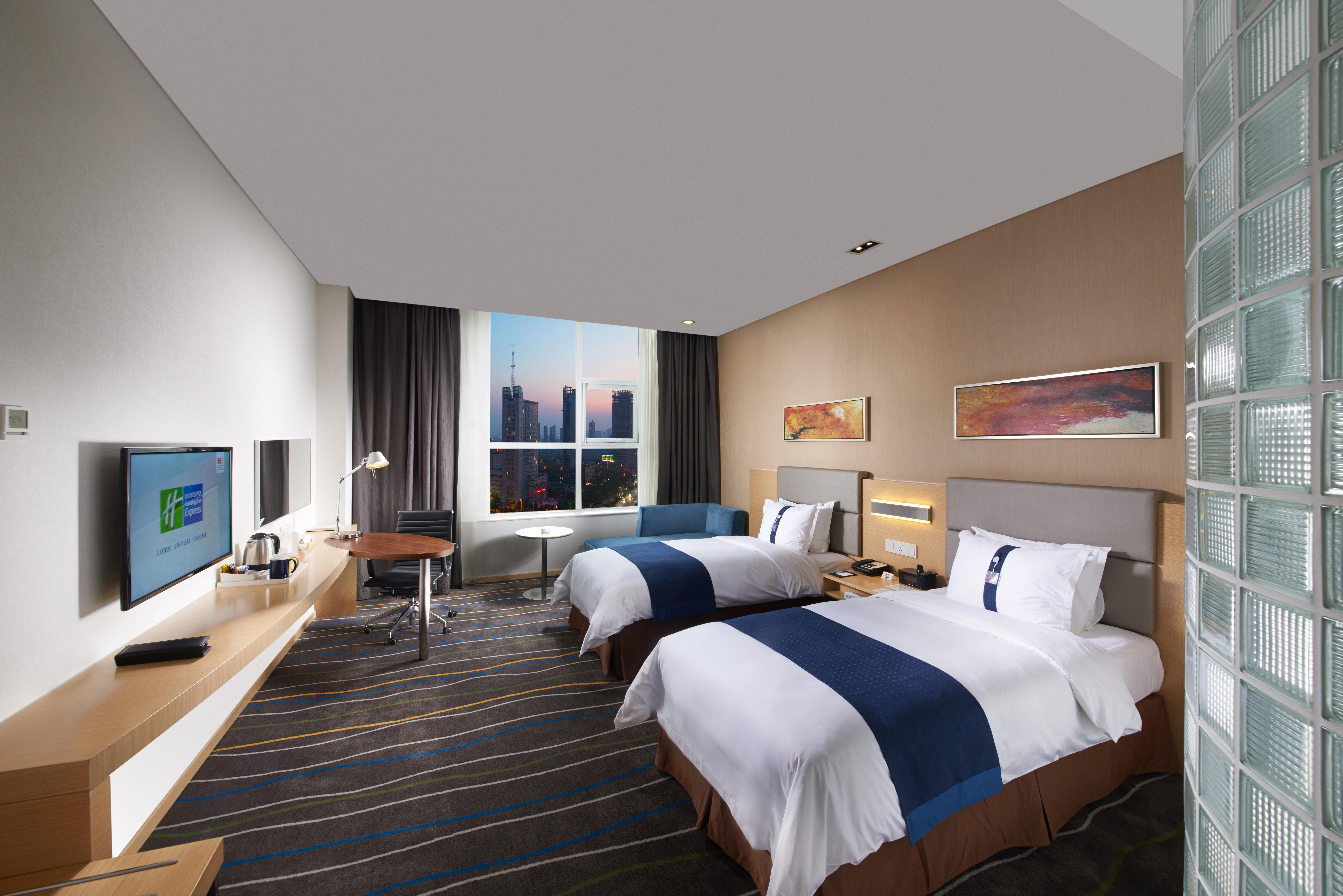 Holiday Inn Express Luoyang City Center By Ihg Exterior foto