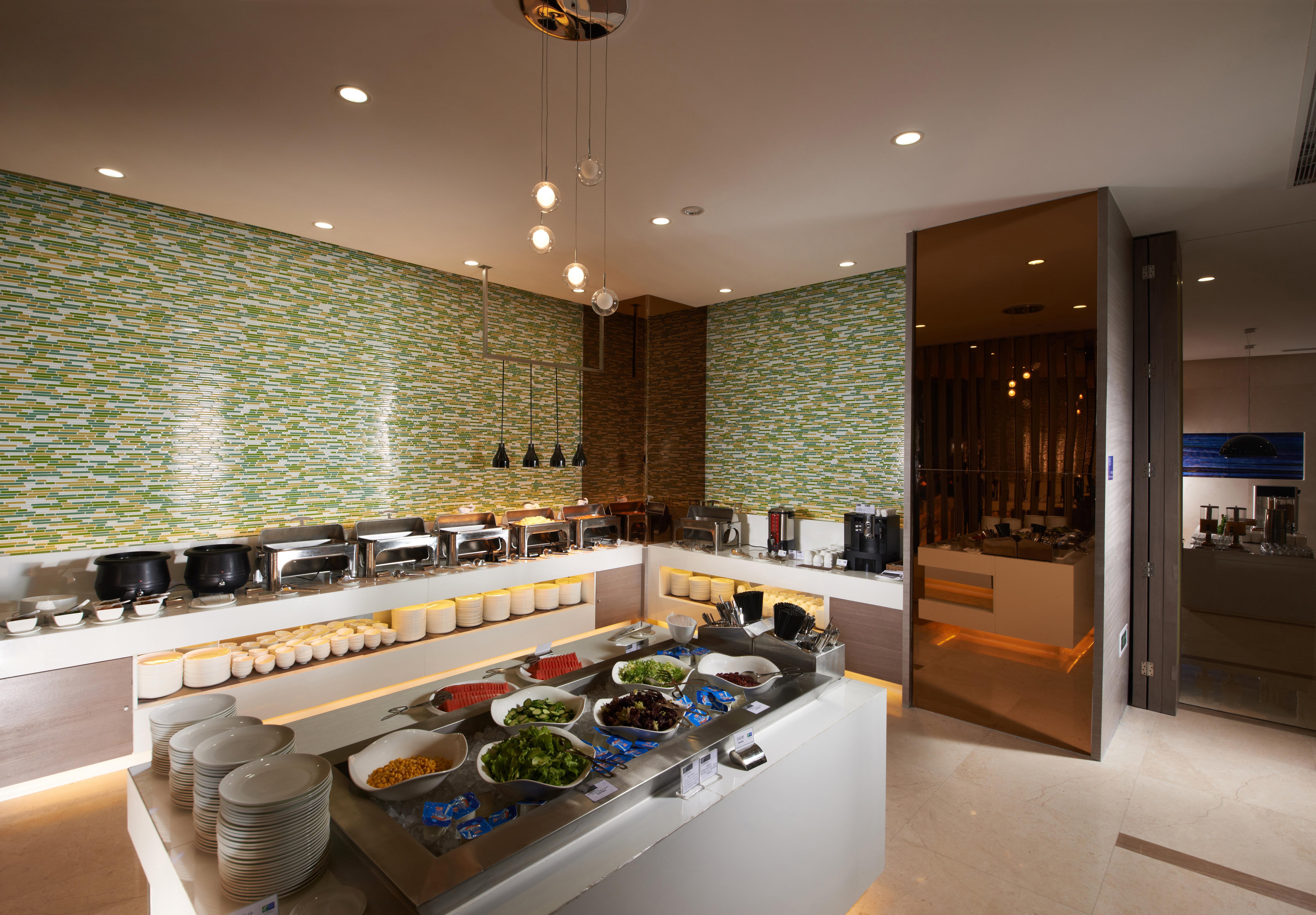 Holiday Inn Express Luoyang City Center By Ihg Exterior foto