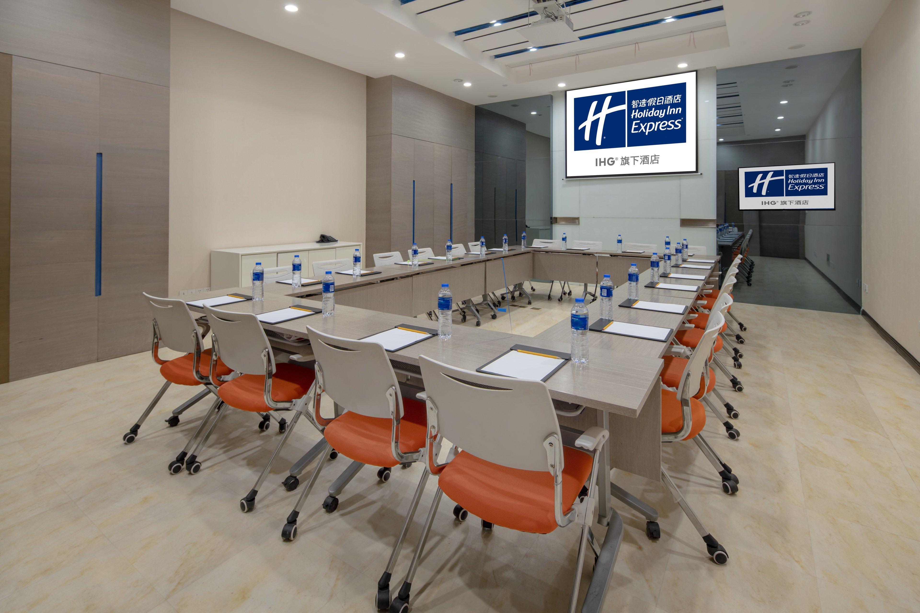Holiday Inn Express Luoyang City Center By Ihg Exterior foto