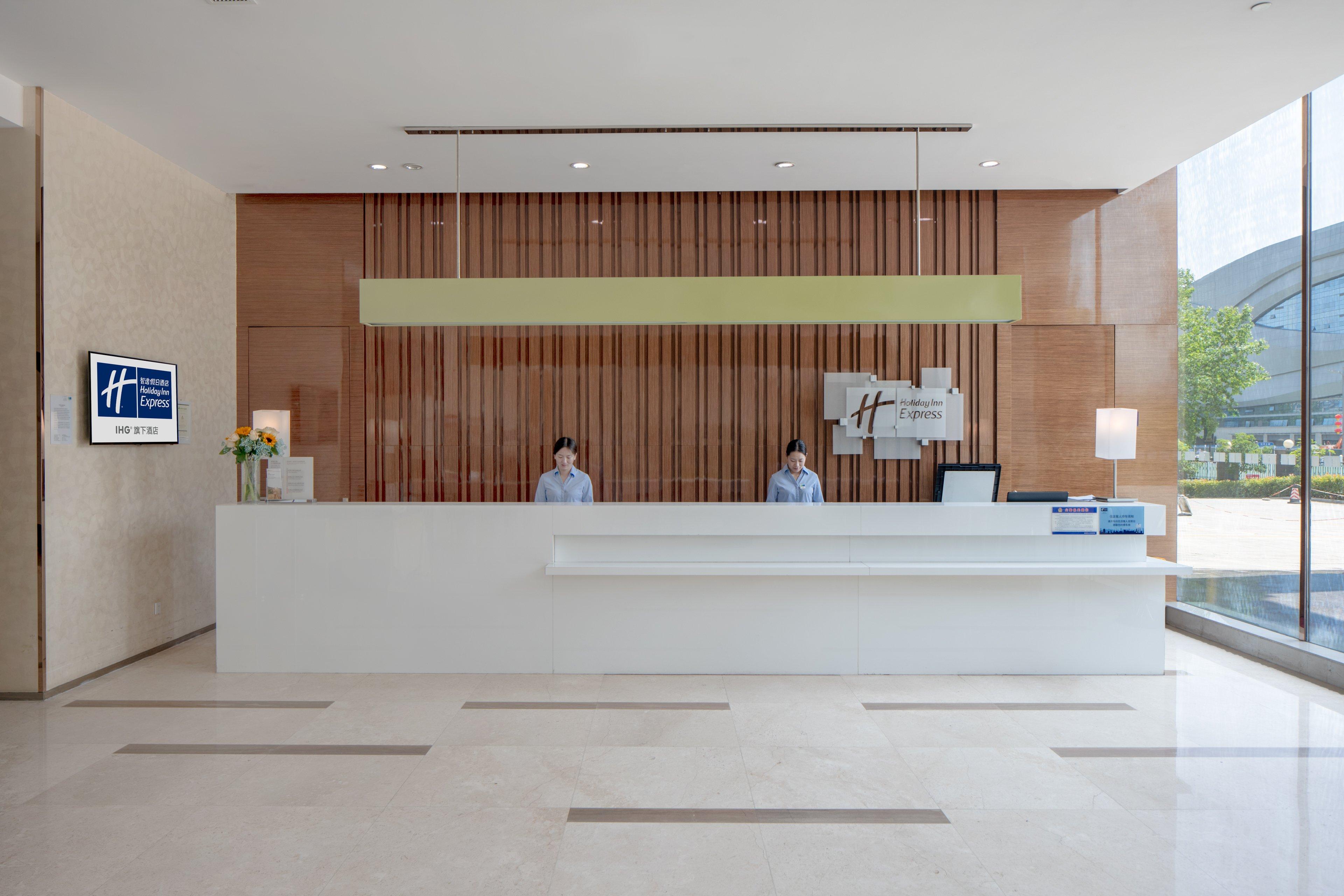 Holiday Inn Express Luoyang City Center By Ihg Exterior foto